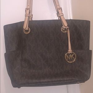 Michael Kors MK Tote